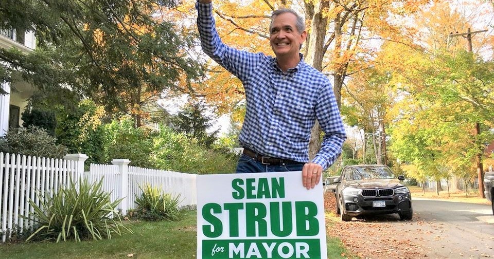 Film: Can a ‘Gay Leftie with AIDS’ Get Elected Mayor of a Rural Town?